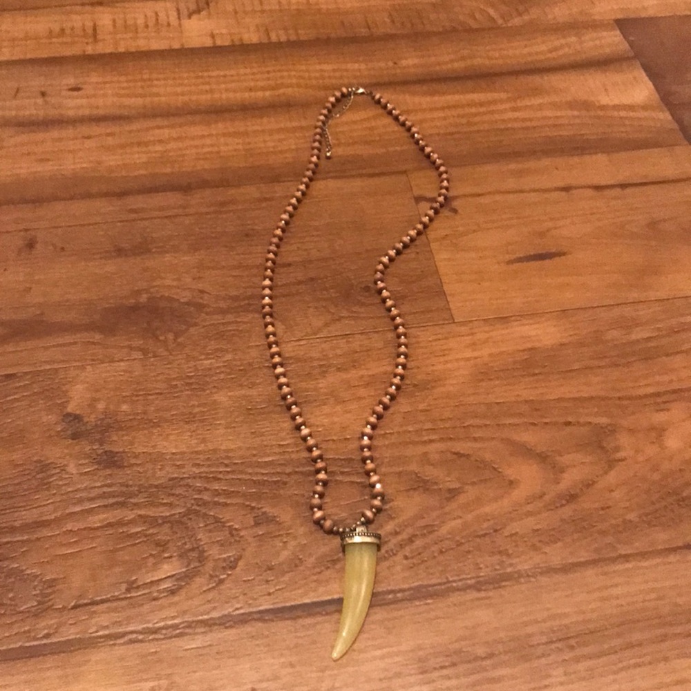Beaded wood necklace w horn